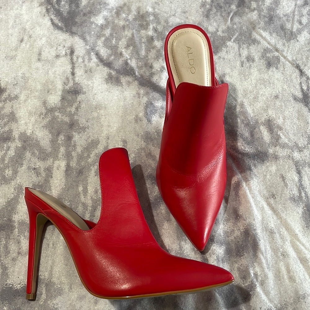 Lipstick red vegan leather Aldo heels - EU size 8/Ladies 7.5